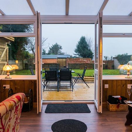 Hot Tub Pet Friendly Luxury Cosy Cottage, Near Withernsea And Patrington Welwick Buitenkant foto