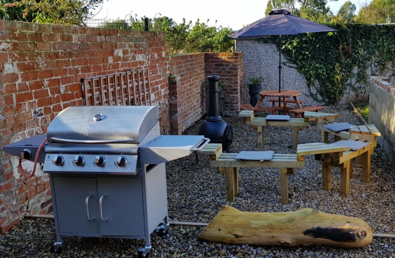 Hot Tub Pet Friendly Luxury Cosy Cottage, Near Withernsea And Patrington Welwick Buitenkant foto